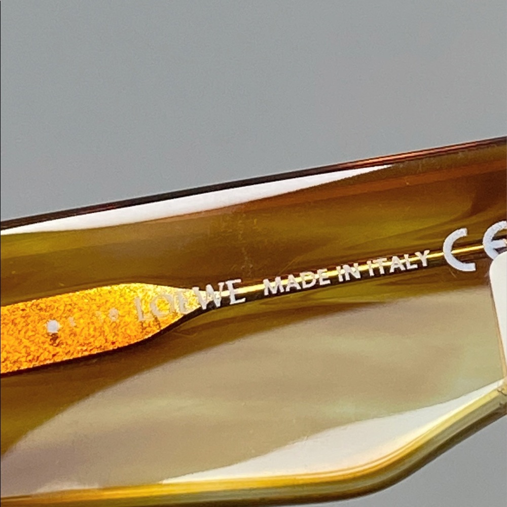 Loewe Amber Tortoiseshell Round Sunglasses with Gold Anagram Detail - Picture 10 of 12